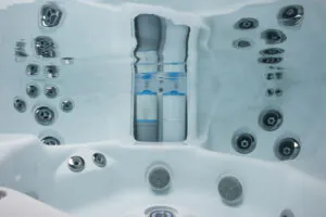 foto mostrando o filtro do SPA Jacuzzi debaixo d'água